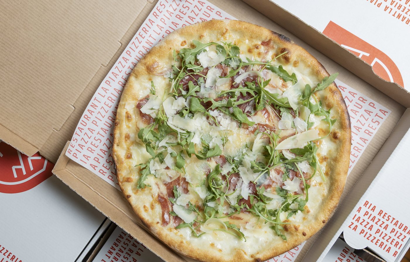 Pizza de La Piazza lista para llevar